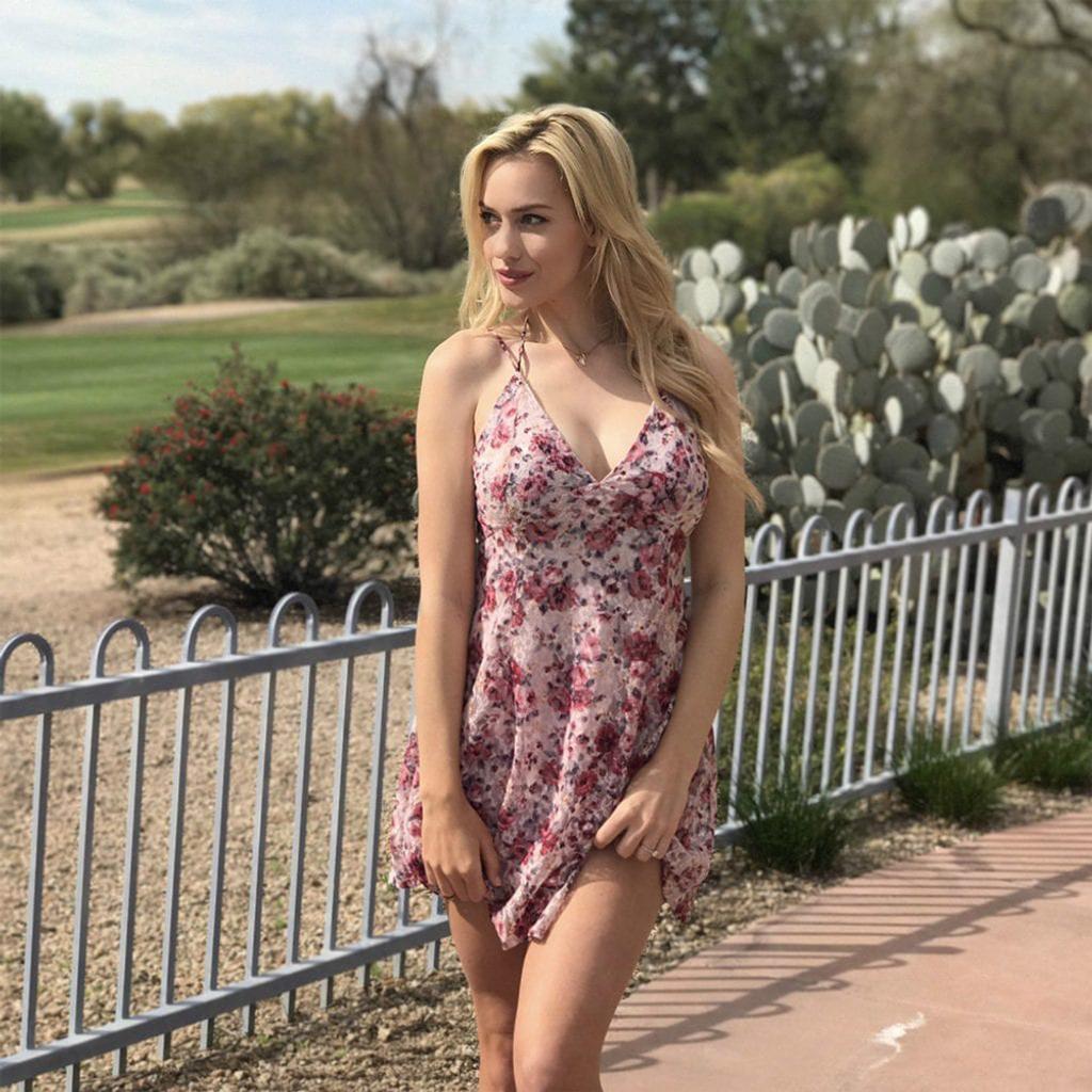 Paige Spiranac Professional Golfer