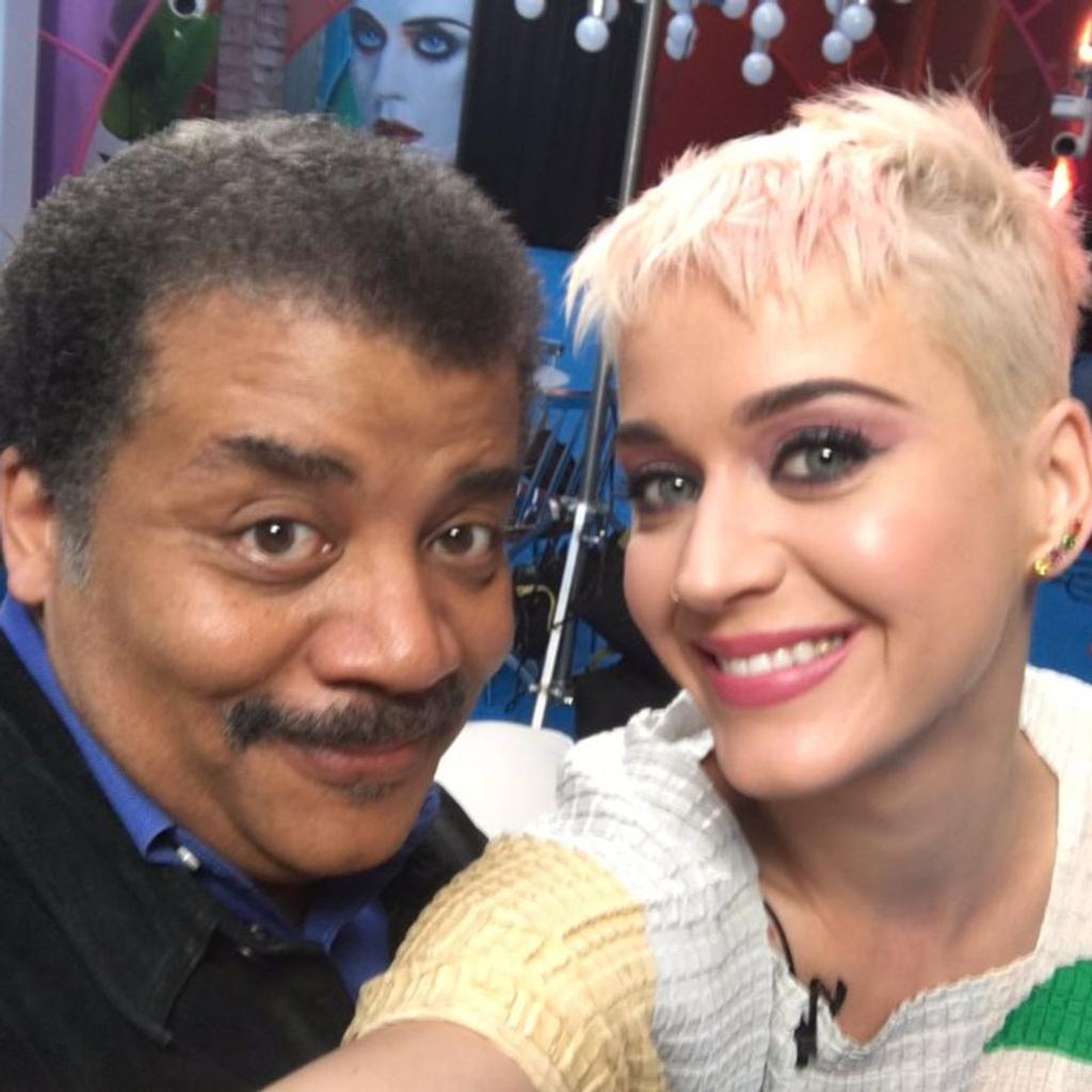 Katy Perry and Neil deGrasse Tyson, friends, celebrity friendships, weird celebrity friendships, random celebrity friendships, odd celebrity friendships