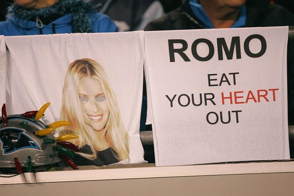 Eat Up Romo Funny NFL Signs