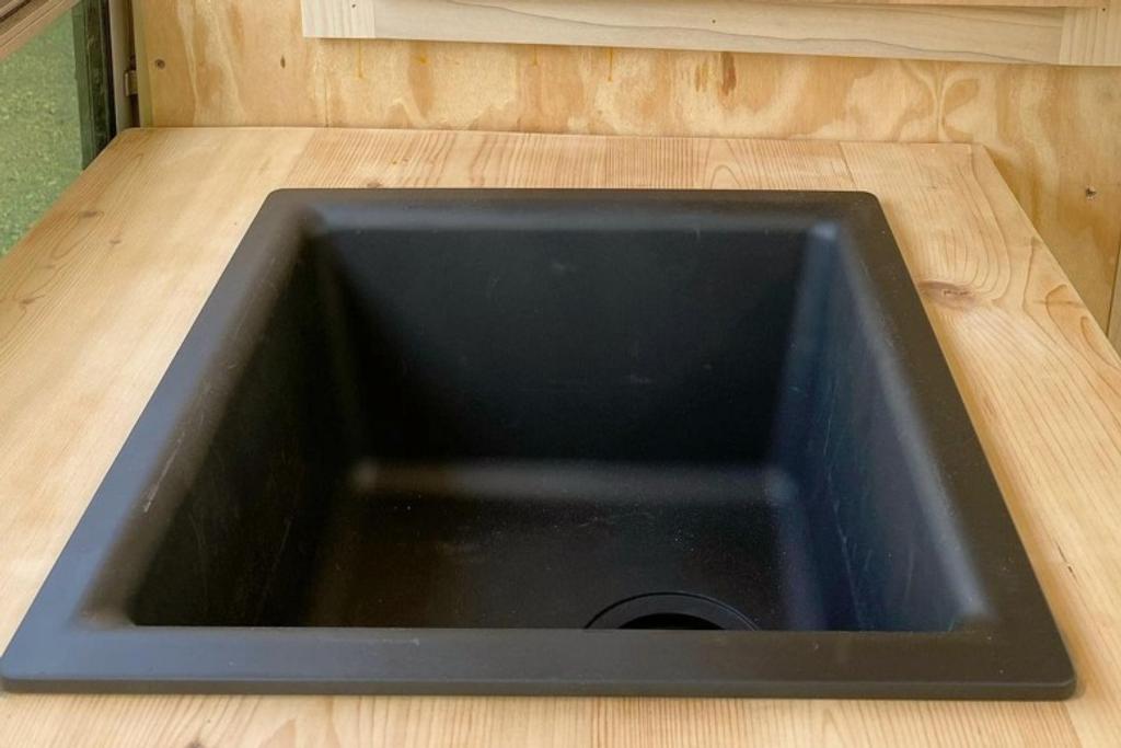 Recycled bar sink
