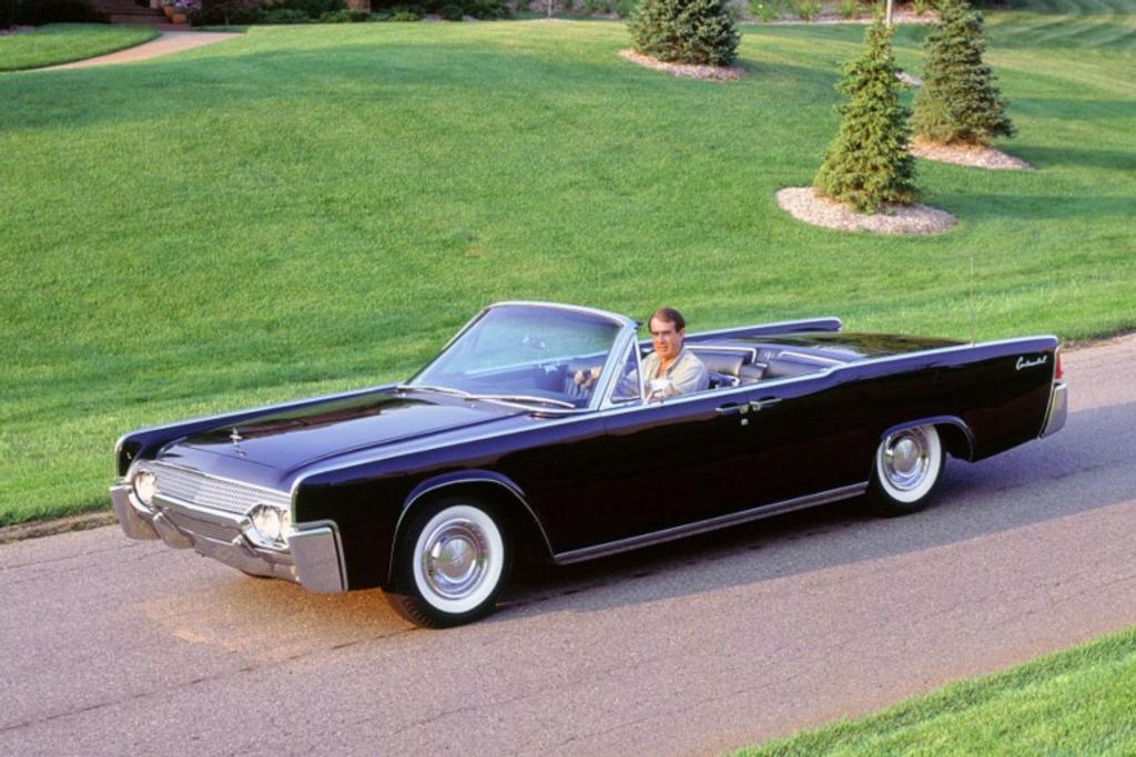 Lincoln Continental 60s Cars