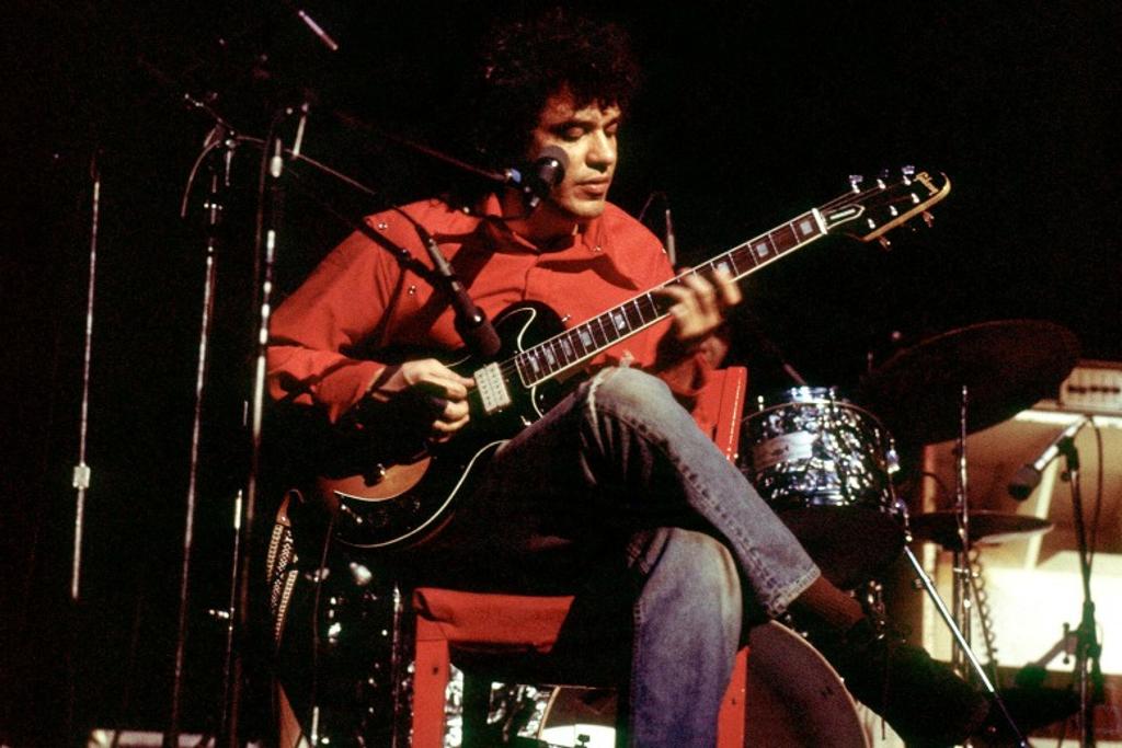 Mike Bloomfield Top Guitarists
