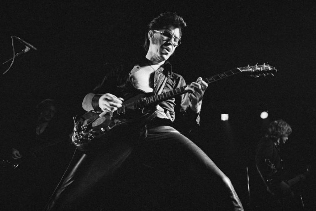 Link Wray Famous Guitarists