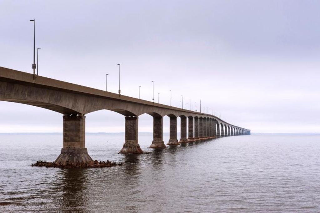 Confederation Bridge canada infrastructure