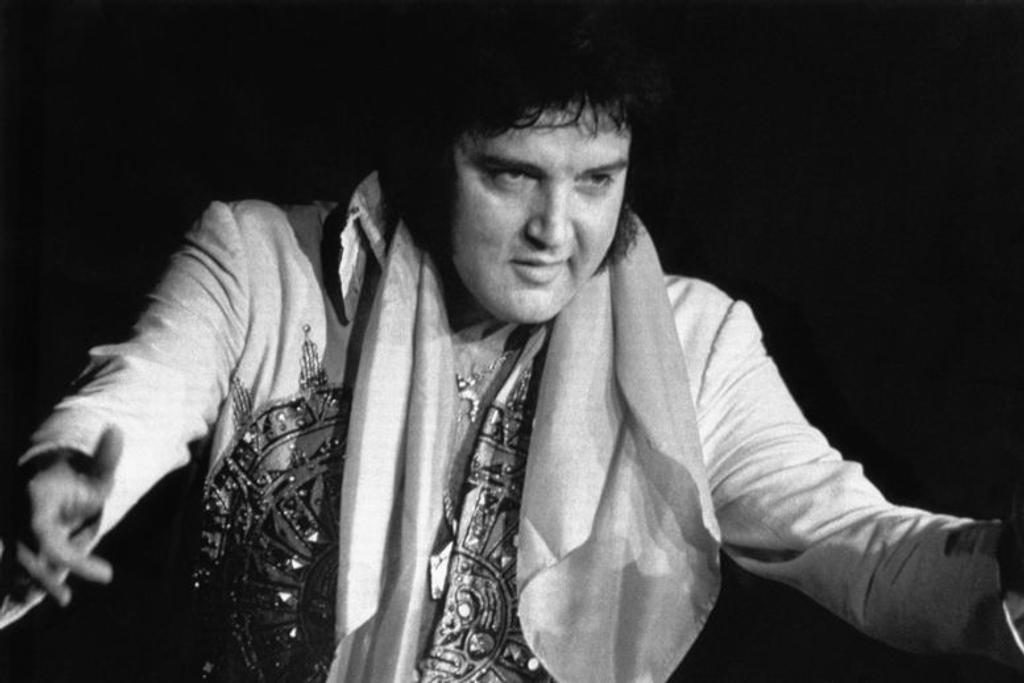 Elvis Presley Fame Struggles