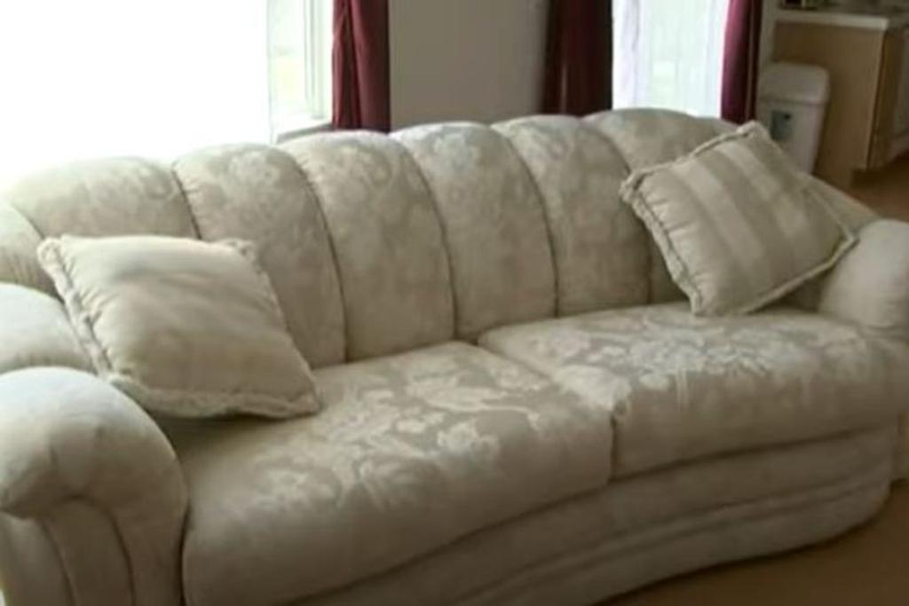 woman free couch craigslist