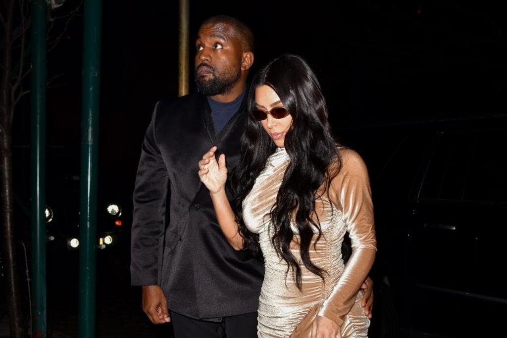 Kim Kardashian sunglasses balenciaga